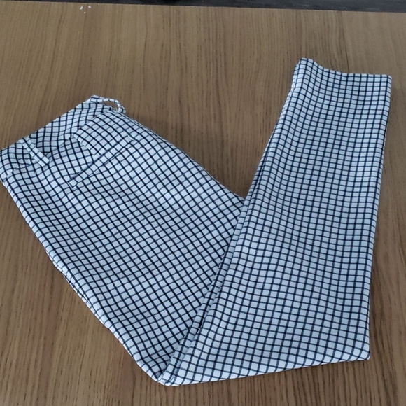 Cabi Black and White Window Pane Checkered Pants. - Picture 1 of 16